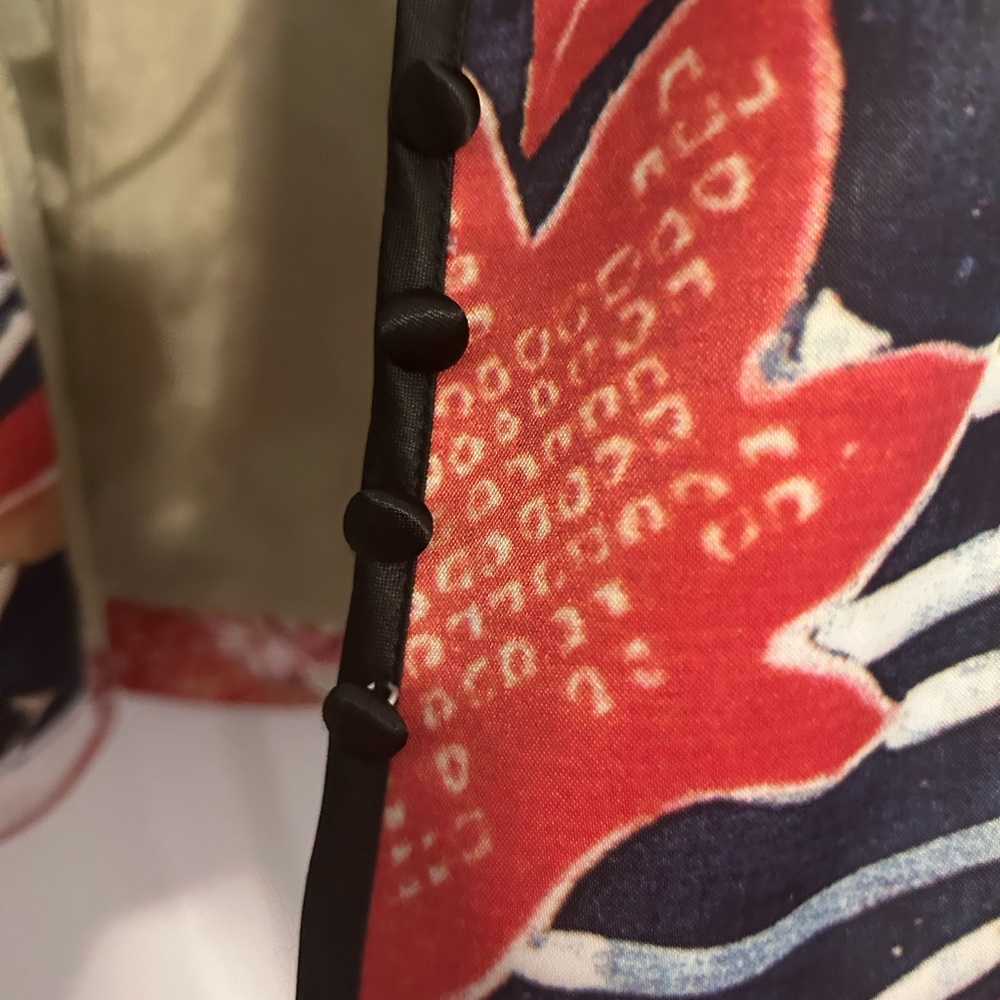 Luxurious jacket - Picture 3 of 3